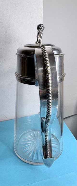 Jarra antigua cristal.