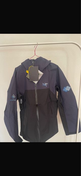 Chubasquero Arc'teryx Negro/Azul