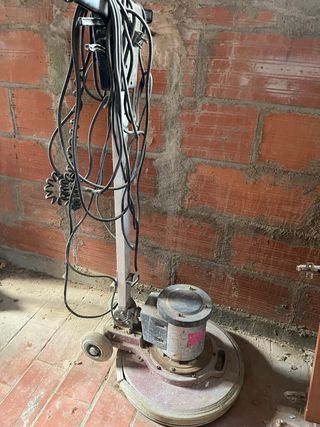 Pulidora y abrillantadora industrial