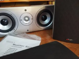 POLK AUDIO Monitor 30 y Monitor CS1