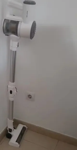 Aspiradora Inalámbrica Blanca