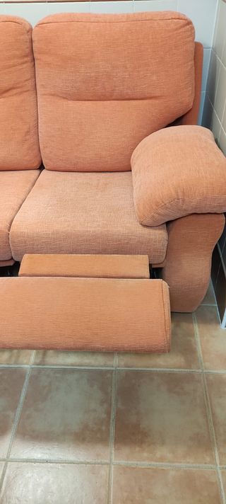 Sofá 2 plazas con reposapiés manual