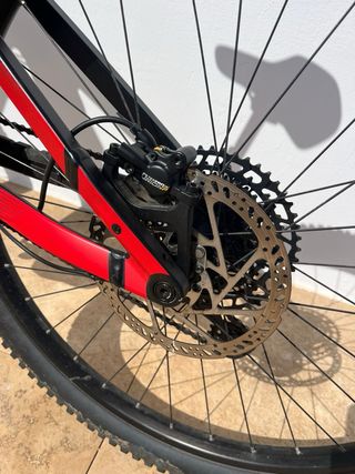 Bicicleta eléctrica GHOST E-MTB