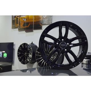 Juego de 4 Llantas 18 RS6 Glossy Black AU039