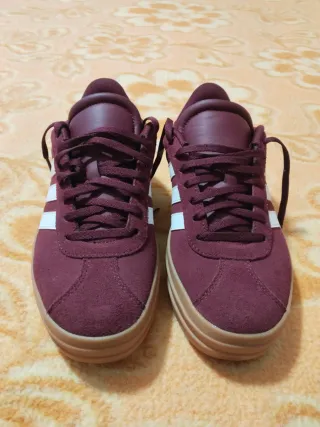 Adidas Zapatillas Deportivas Granate y rosa