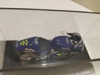 Suzuki RGV500 Kenny Roberts Jr. 2000 No Bburago