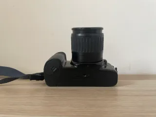 Canon EOS 1000F Reflex SLR Fotocamera Analogica