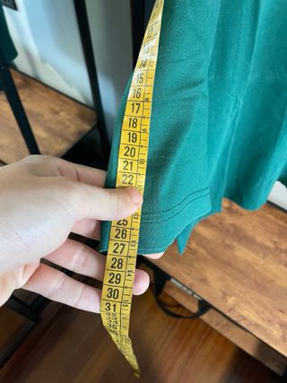 Camiseta verde Zara talla L – Estampado delantero
