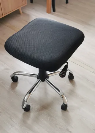 Silla de oficina El Corte Inglés negra