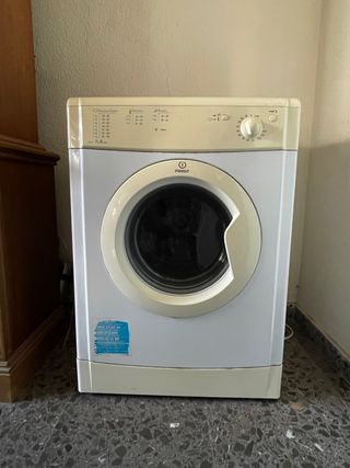 Secadora Indesit