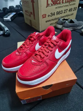 Nike Air Force 1 Retro Low Rojas Talla 43