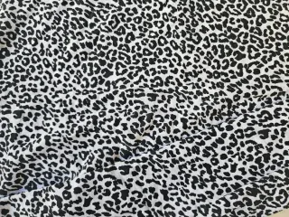 Sudadera fina animal print manga larga