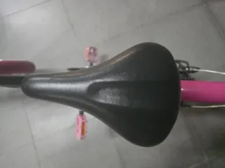 Bicicleta niña 20 rosa y negra