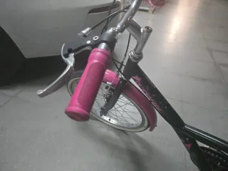 Bicicleta niña 20 rosa y negra