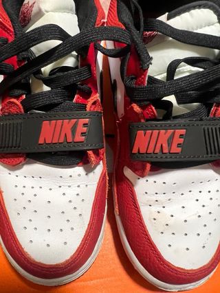 Zapatillas Jordan para niño como nuevas