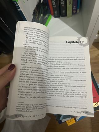 Un'amica con i pugni