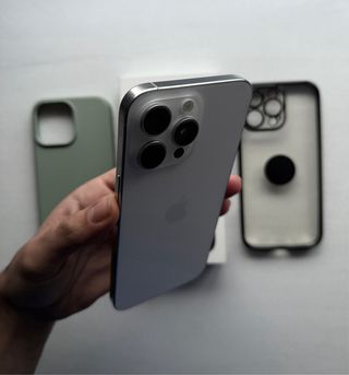 iPhone 16 Pro Max Blanco/Gris