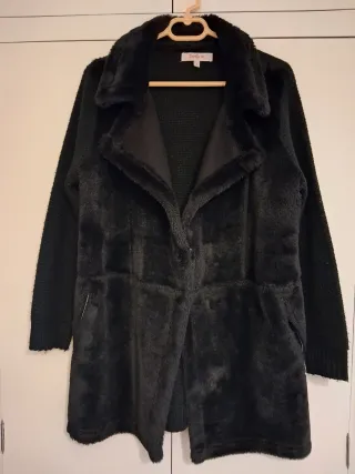 Chaqueta pelo Derhy negra