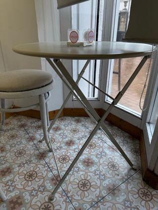 Mesa plegable metal Ikea beige