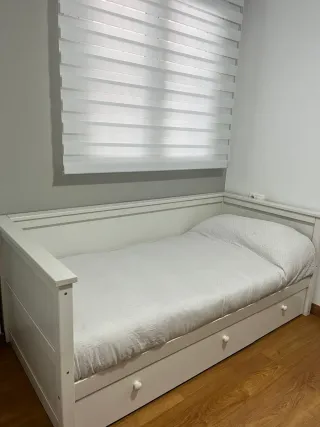 Cama 90cm blanca con 3 cajones y colchón