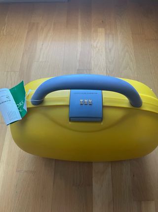 Maleta rígida Benetton amarilla viaje