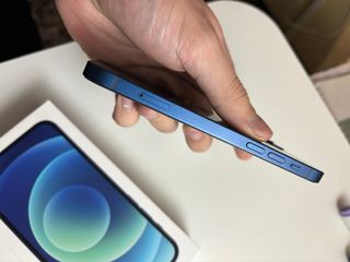 iPhone 12 128GB Azul