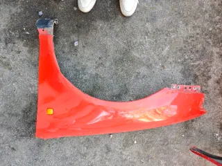 2 Aletas Audi A3 8L Roja