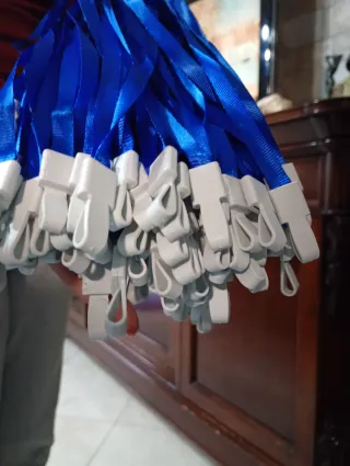 Porta tesserini blu e bianchi