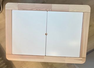 Mesa Infantil Flisat + taburetes