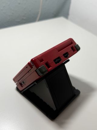 Nintendo Game Boy Advance SP Rojo