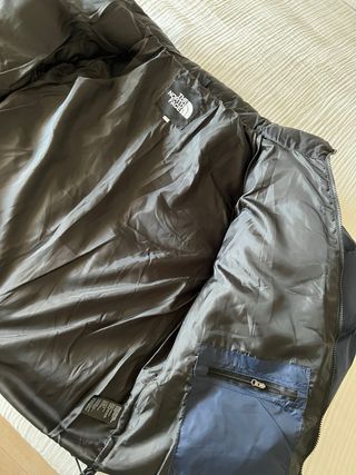 Chaqueta The North Face Azul y Negra