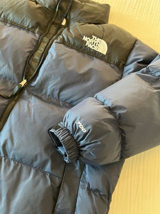 Chaqueta The North Face Azul y Negra