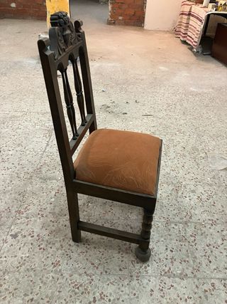 Sillas antiguas de nogal (más de 75 años)