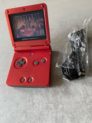 Nintendo Game Boy Advance SP Roja + Cargador