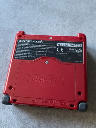 Nintendo Game Boy Advance SP Roja + Cargador