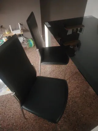 Mesa de comedor cristal y metal