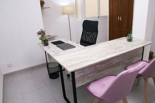 Oficina en alquiler en Zona Centro en Córdoba