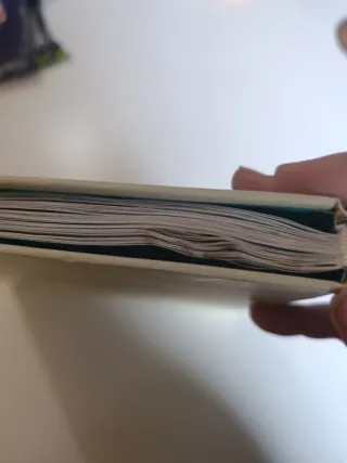 Cuentos de aquí y de allá / Stories from Here a...