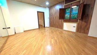 Oficina en alquiler en Centro en Murcia