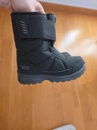 Botas de nieve Decathlon. Talla 27