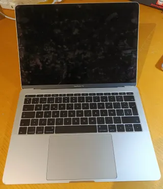 MacBook Pro 2017 pantalla rota