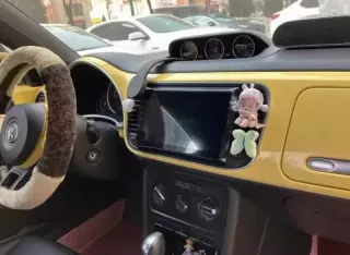 ➟ Radio BEETLE Pantalla Carplay