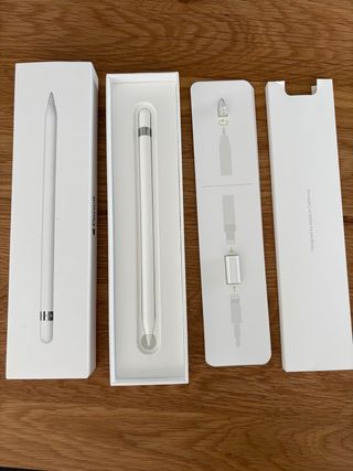 Apple pencil. Casi sin uso. Accesorios sin abrir.