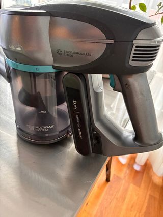 Aspiradora Cecotec Conga Rockstar 900