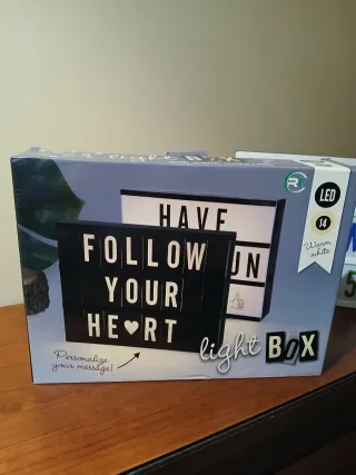 Letrero de Luz LED Follow Your Heart