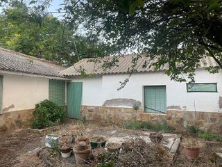 Casa adosada en venta en Argamasilla de Calatrava