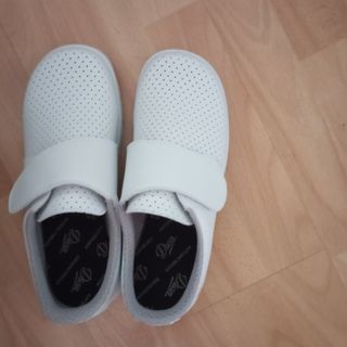 Zapatos de trabajo Talla 37 Blancos