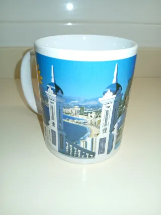 Taza Benidorm Skyline