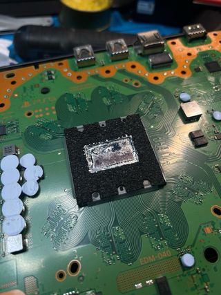 Mantenimiento PS5 Metal liquido - Xbox pasta termi