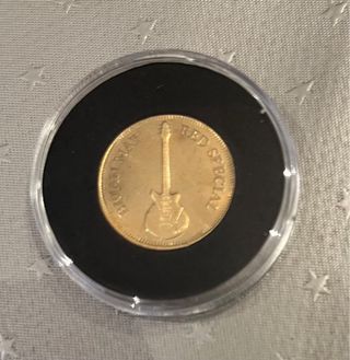 Moneda Sixpence Queen Brian May Red Special Gold